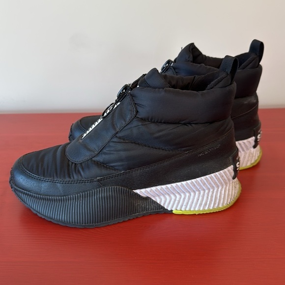 SOREL x prAna Women's Out N About III Puffy Zip boots 7.5 - Picture 4 of 9